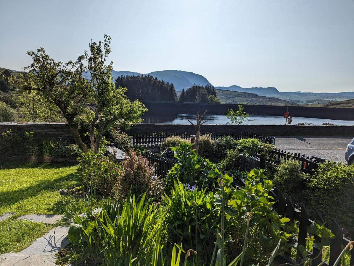 Bryn Elltyd Eco House Guest House Blaenau Ffestiniog Bagian luar foto