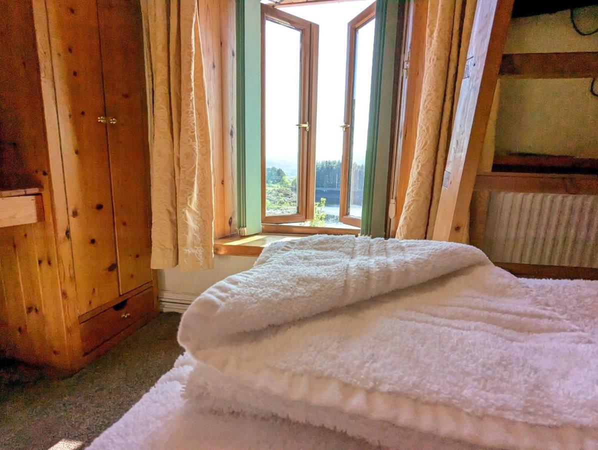 Bryn Elltyd Eco House Guest House Blaenau Ffestiniog Bagian luar foto